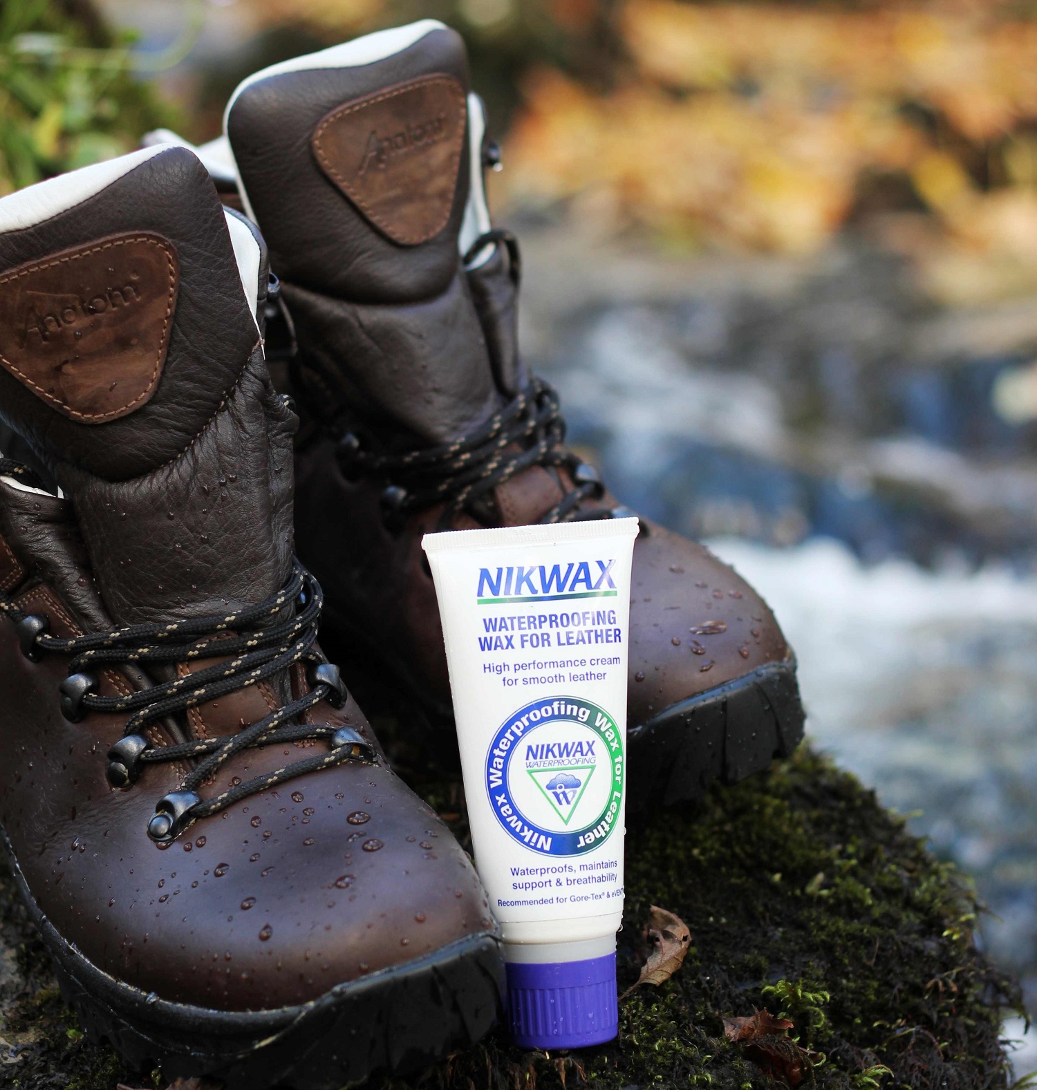 Waterproof wax for leather with boots_1