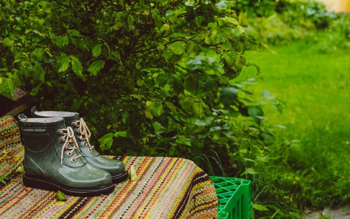 Giles Jones Women Hiking Boots Autumn Anti-Slip Comfort Breathable Mountain Climbing Shoes